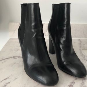 Sam Edelman black leather booties